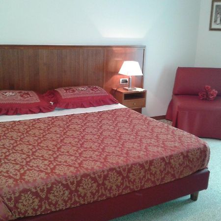 Hotel Nappo San Marzano sul Sarno Room photo